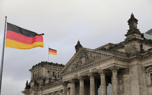 默克尔预言成真！外长取消访华<strong></p>
<p>数字货币合法</strong>，德国国内声音变了，中方这次不客气了，默茨火速对华做出保证