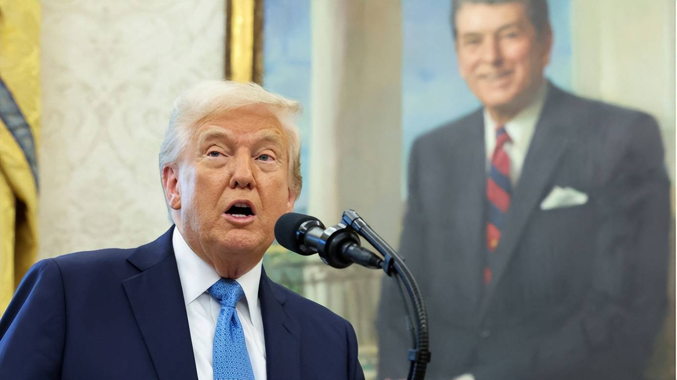 美再对中强硬<strong></p>
<p>数字货币银行</strong>,特朗普下令,禁止对华出售最强芯片,黄仁勋说了句大实话