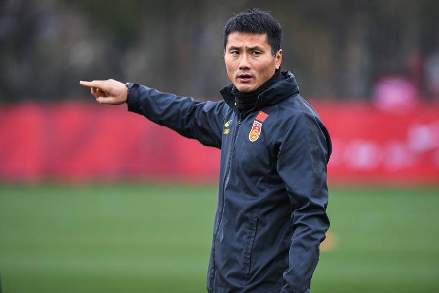 全球选聘四个月<strong></p>
<p>数字货币银行</strong>,招来只有一年执教经历的本土教练,国足新帅竟是邵佳一