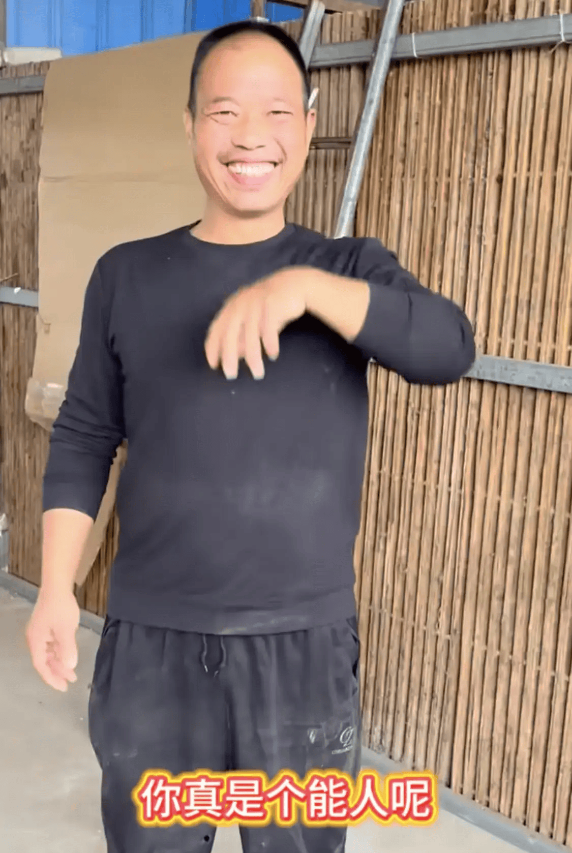 阴雨50天<strong></p>
<p>数字货币银行</strong>,他用3200块救回30万斤玉米