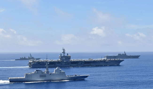 高市早苗不自量力<strong></p>
<p>数字货币系统</strong>，美媒发出警告：日本如果走错半步，中国万枚导弹将降临！