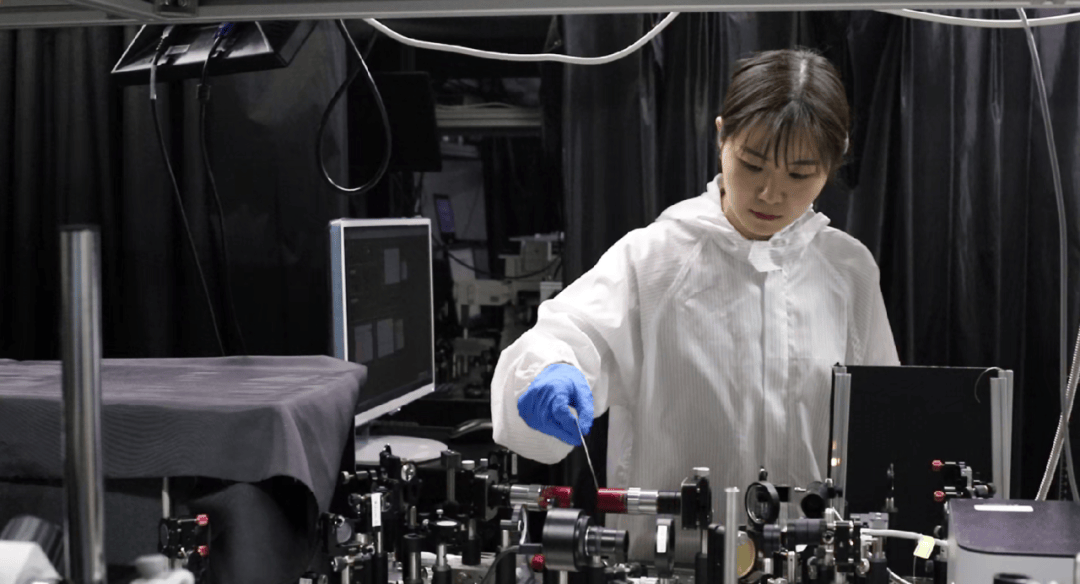 33岁刘灿<strong></p>
<p>数字货币新闻</strong>,破格晋升中国人民大学教授