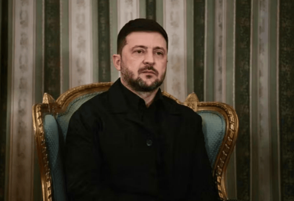 乌克兰在最后一刻失手<strong></p>
<p>关于数字货币</strong>，俄罗斯国防部长绍伊古捡回一条命，差点被暗杀在父母墓前！