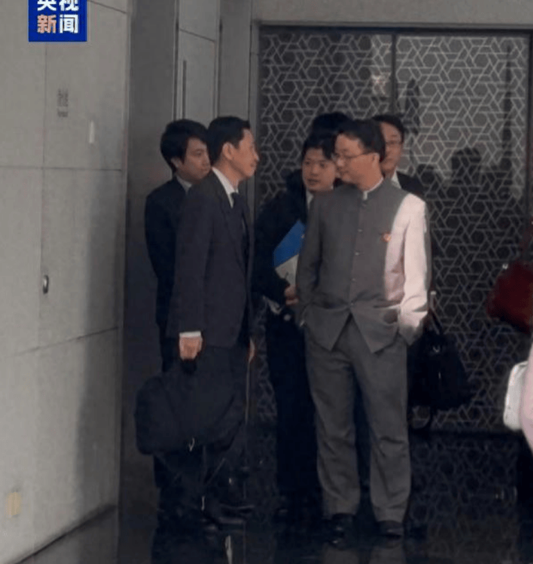 高市早苗派来的特使表现毫无诚意<strong></p>
<p>关于数字货币</strong>,刘司长直言“不满意”,连外交礼仪都不用了