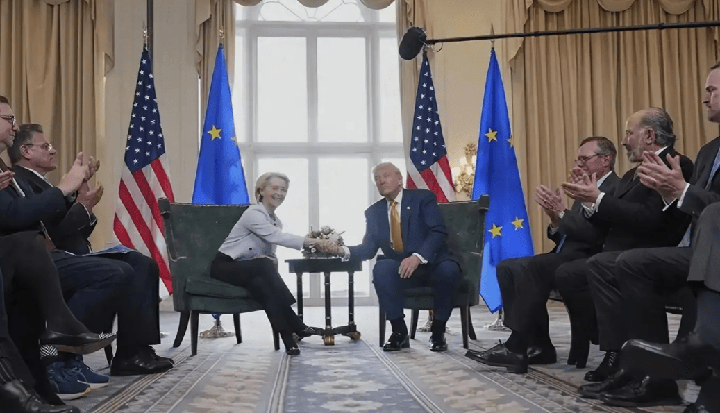 英媒破防<strong></p>
<p>关于数字货币</strong>,驳斥中国人看不起欧洲,像“年老色衰的妃子”不接受被美国“帝王”抛弃