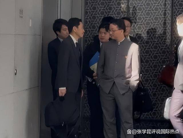 中方双手插兜<strong></p>
<p>数字货币央行</strong>,日官员连连点头,一言不发离开外交部,这回摊大事