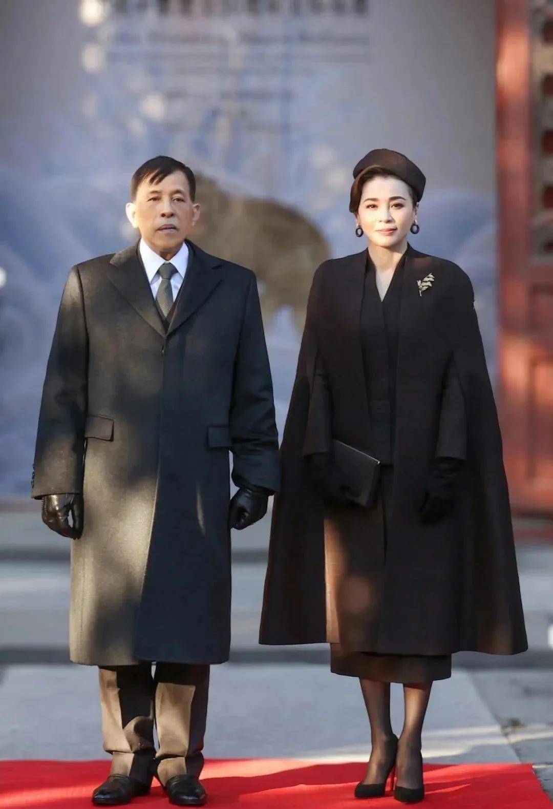 泰国王后访华“穿搭九宫格”出圈<strong></p>
<p>数字货币央行</strong>，隆重珠宝展现用心诚意