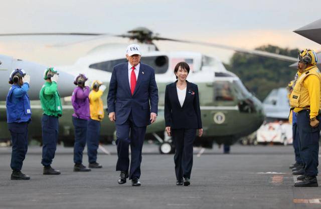 台海附近<strong></p>
<p>主流数字货币</strong>,日本自卫队部署重兵!解放军8字警告,要斩断黑手了?