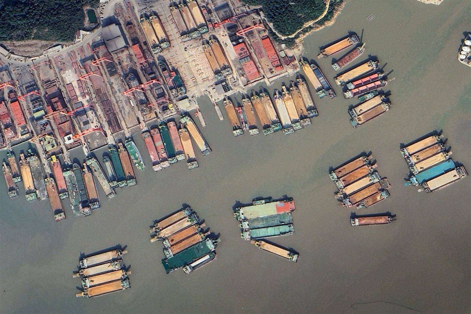 英媒：百万解放军登台，200万美元巨舰是核心，几个小时结束战斗