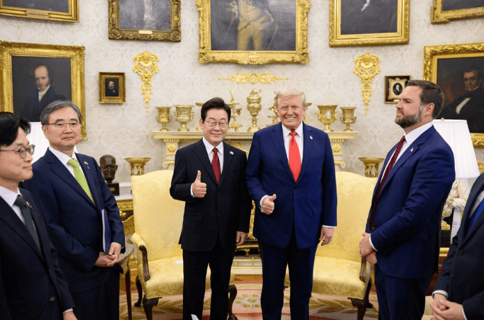 悔不当初!看到中国对日本的手段<strong></p>
<p>数字货币技术</strong>,李在明突然嗅到不寻常气息,有一件事务必要当面解释清楚