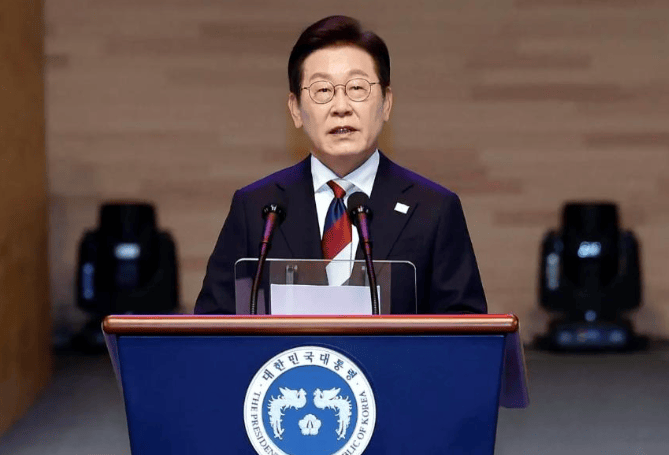 悔不当初!看到中国对日本的手段<strong></p>
<p>数字货币技术</strong>,李在明突然嗅到不寻常气息,有一件事务必要当面解释清楚