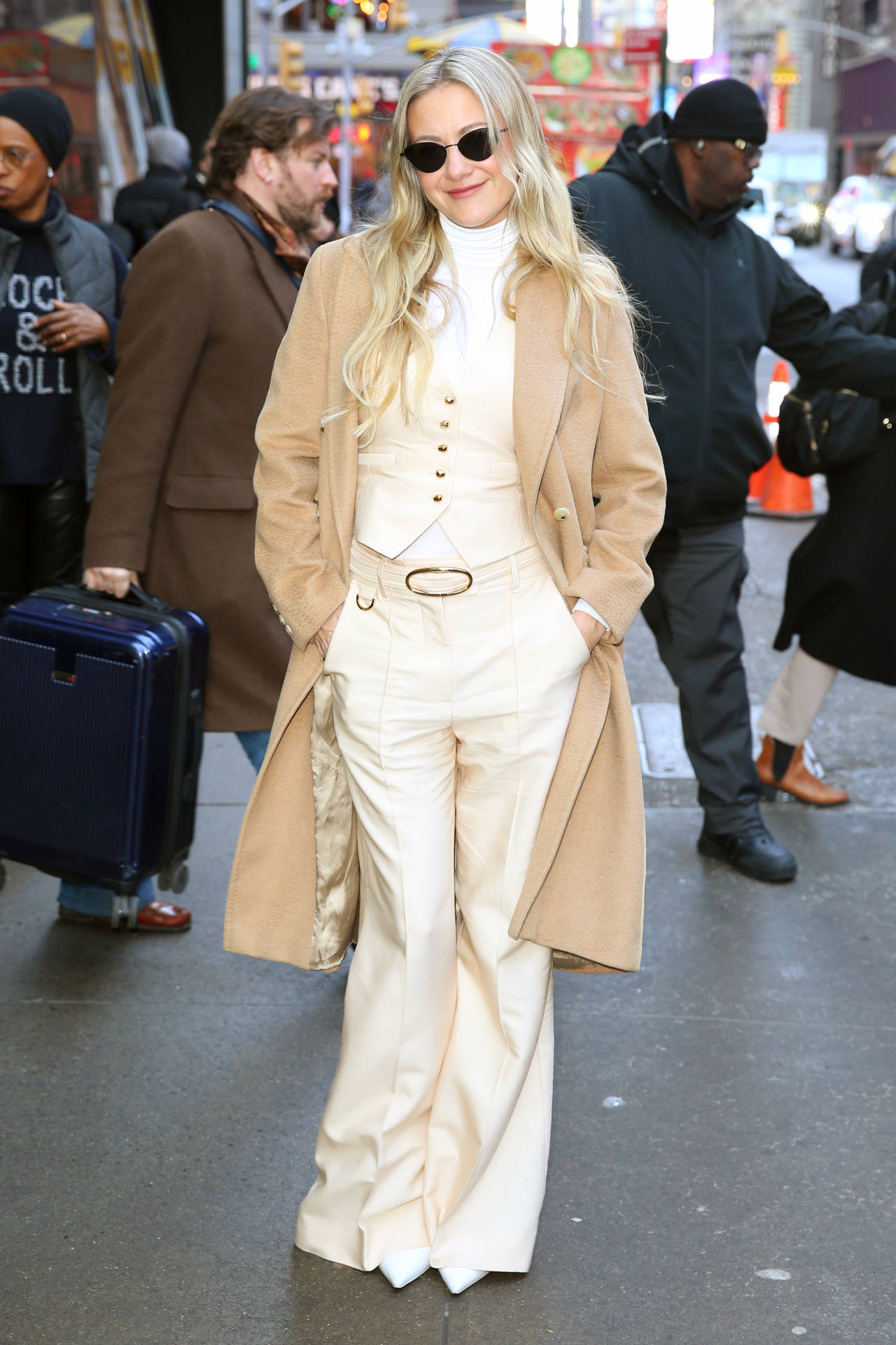 巩俐、梅姨、高圆圆...Power女性冬天少不了一件驼色大衣<strong></p>
<p>数字货币怎么交易</strong>！