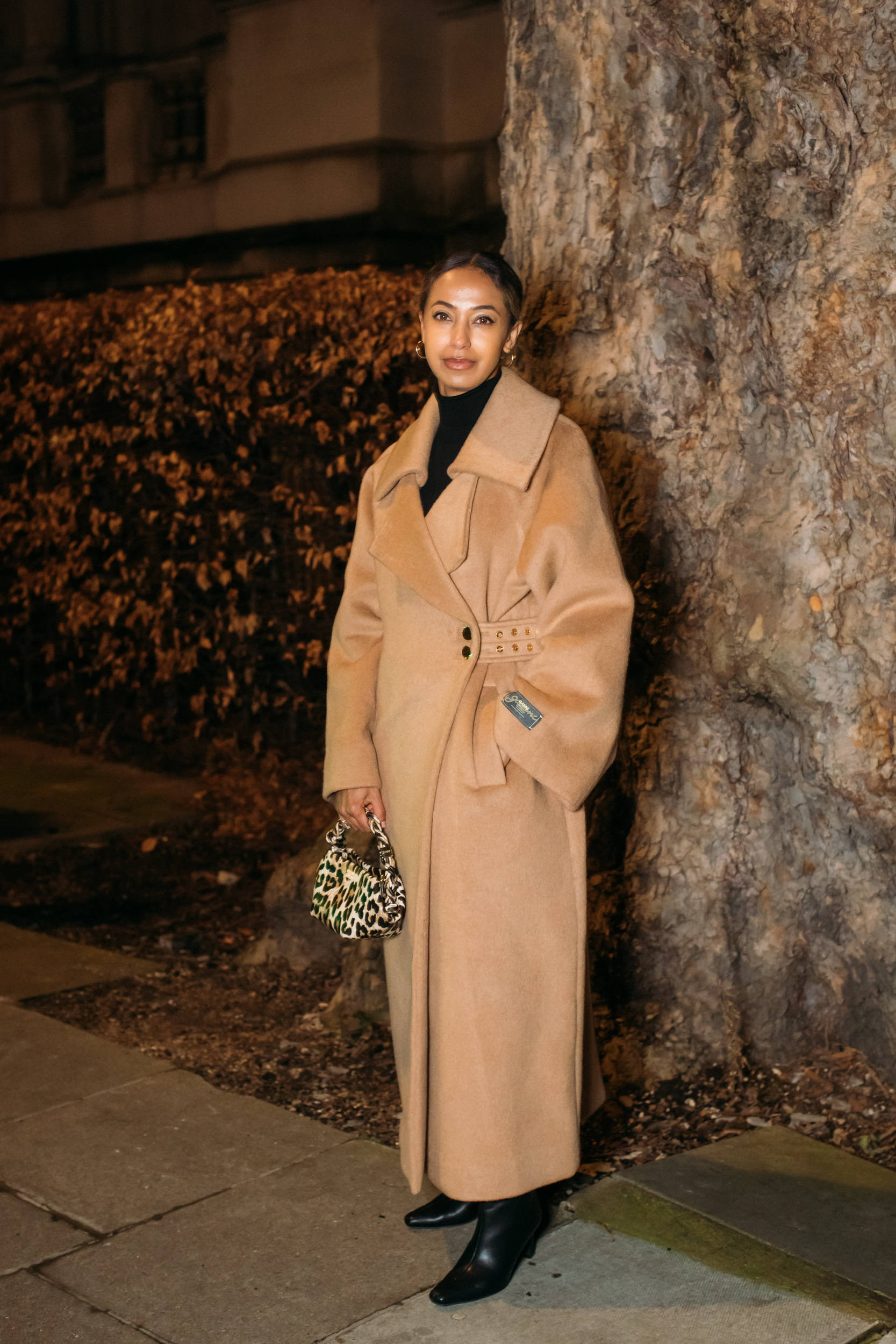 巩俐、梅姨、高圆圆...Power女性冬天少不了一件驼色大衣<strong></p>
<p>数字货币怎么交易</strong>！