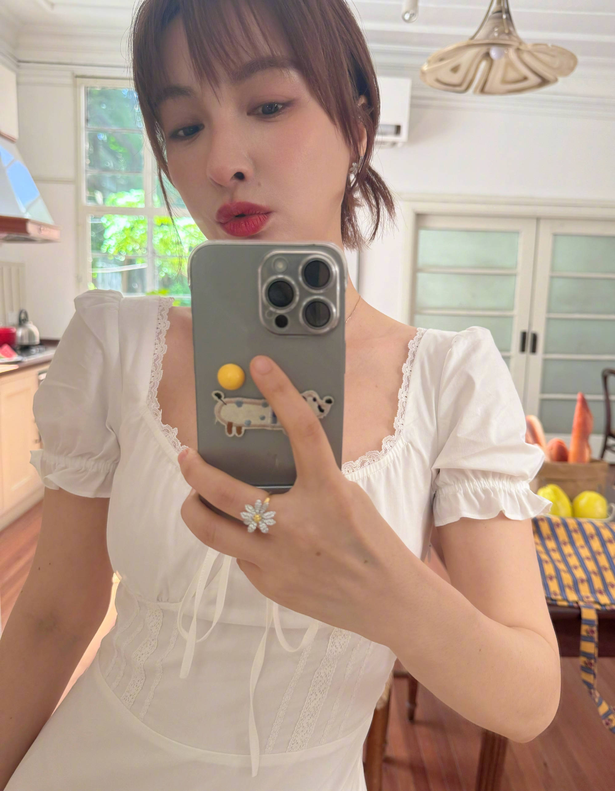 吴昕被曝“资产十位数”:没老公没孩子财富自由有多爽<strong></p>
<p>数字货币交易系统</strong>?