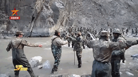 第一个扑向祁团长的印军黄种人面孔<strong></p>
<p>数字货币期货</strong>,他到底是什么人?