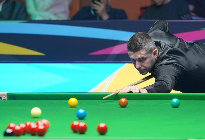 塞尔比10-8战胜特鲁姆普 获得斯诺克英锦赛冠军