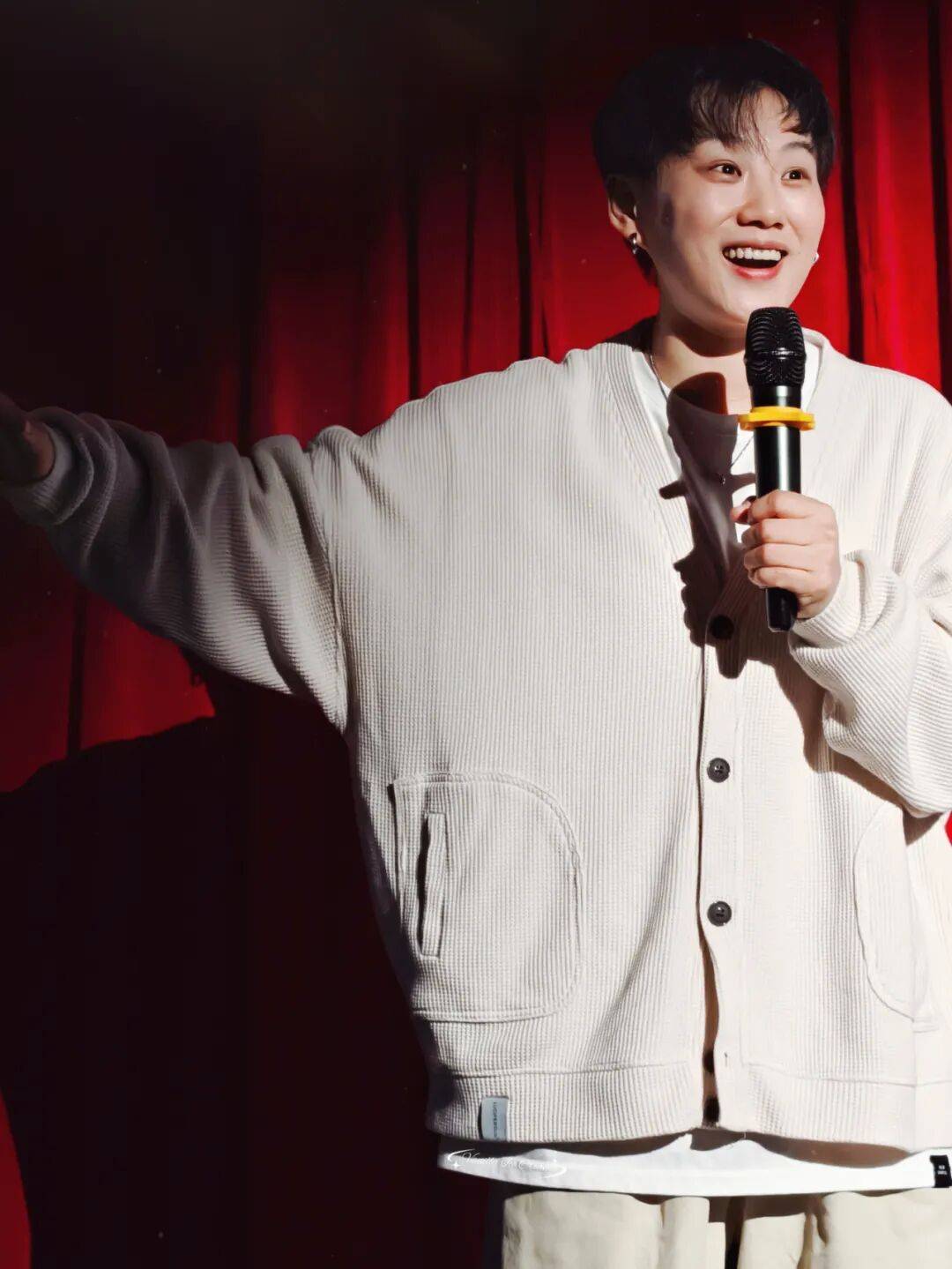 20年前落选的“东北超女”<strong></p>
<p>数字货币概念股</strong>，用黑历史段子杀回来了