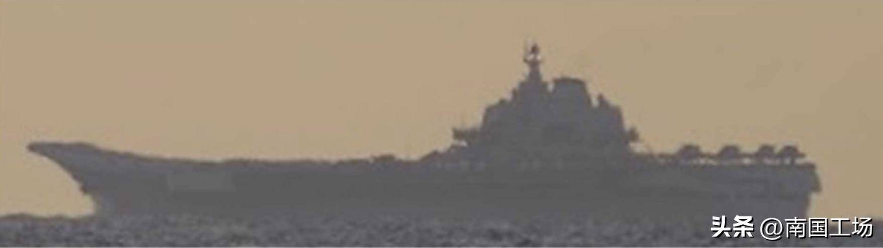 突发！2架日本F-15J逼近辽宁舰<strong></p>
<p>数字货币eos</strong>，歼-15T起飞拦截，硬碰硬分出胜负