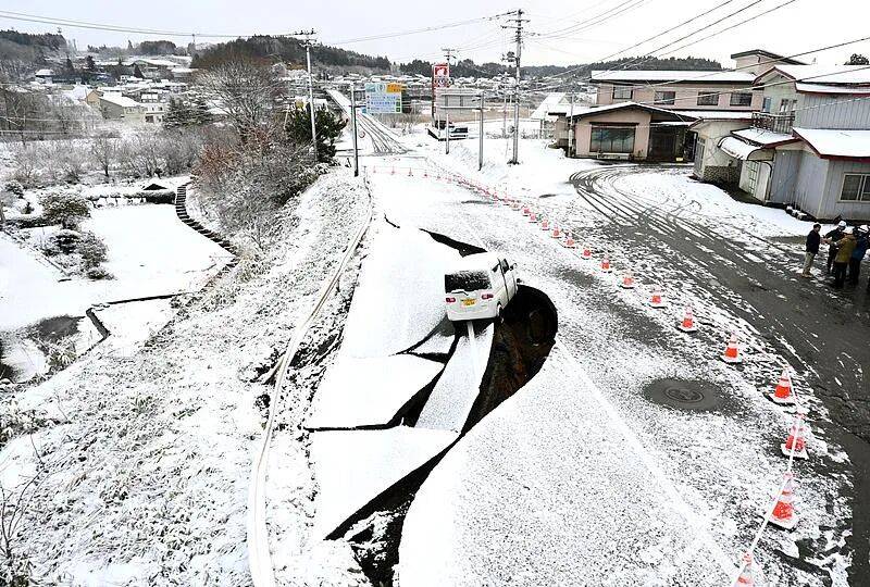 刚刚<strong></p>
<p>数字货币赚钱</strong>，日本再次强震！