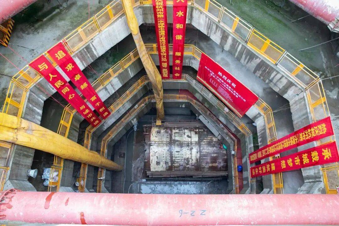 杭州滨江、萧山、大江东市民喝上千岛湖水<strong></p>
<p>数字货币期权</strong>!钱塘江南岸有了“双水源”