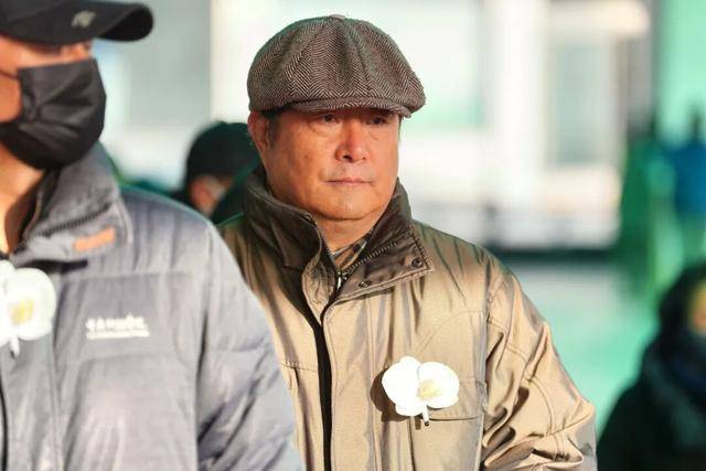 何晴之子追思：妈妈很喜欢雪<strong></p>
<p>炒数字货币</strong>，北京这场雪好像是为她而下