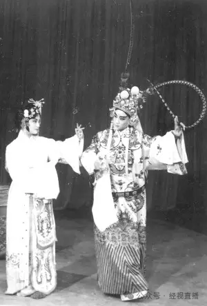 “何晴告别仪式”不公开对外吊唁<strong></p>
<p>炒数字货币</strong>,好友:她本想跟李雪健一样,战胜病魔,走回舞台