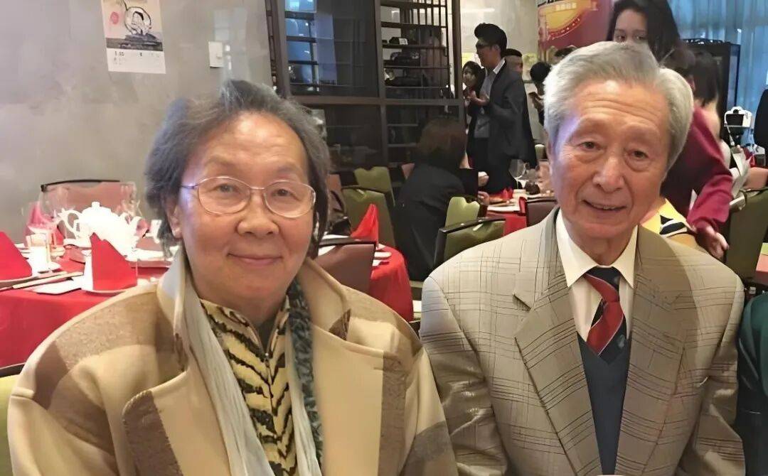 钟瑞去世<strong></p>
<p>央行发行数字货币</strong>!宋世雄永别爱妻!