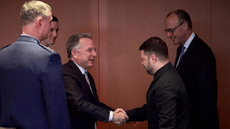 美官员：美国同意给予乌克兰安全保障