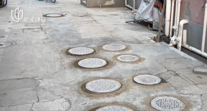 太夸张!上海人比比谁家楼下井盖多!有人家门口100个<strong></p>
<p>数字货币矿机</strong>,“走路难!到处都像贴膏药”...