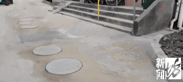 太夸张!上海人比比谁家楼下井盖多!有人家门口100个<strong></p>
<p>数字货币矿机</strong>,“走路难!到处都像贴膏药”...