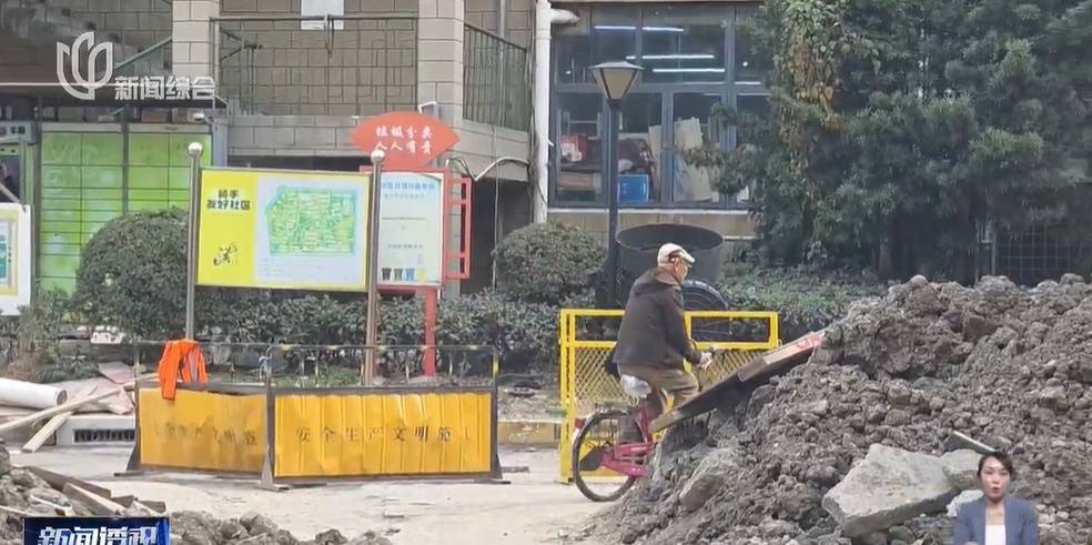 太夸张!上海人比比谁家楼下井盖多!有人家门口100个<strong></p>
<p>数字货币矿机</strong>,“走路难!到处都像贴膏药”...