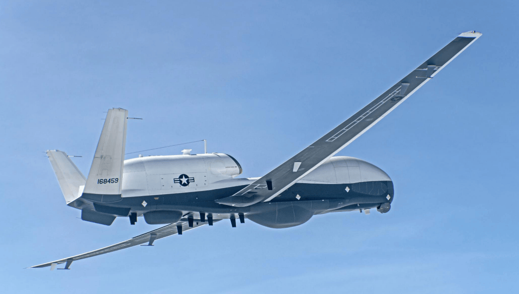 台南恒春外海发生激烈对峙<strong></p>
<p>数字货币矿机</strong>，054A向美军MQ4C喊话：通报你的意图！