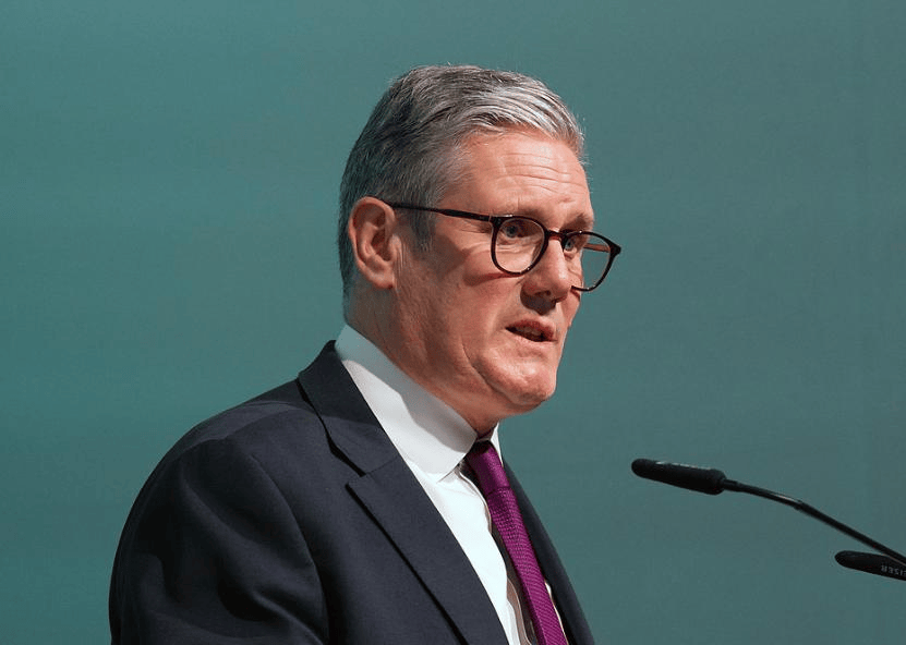 来华访问的斯塔默<strong></p>
<p>新数字货币</strong>，被问到敏感问题时，知道有些话不该说